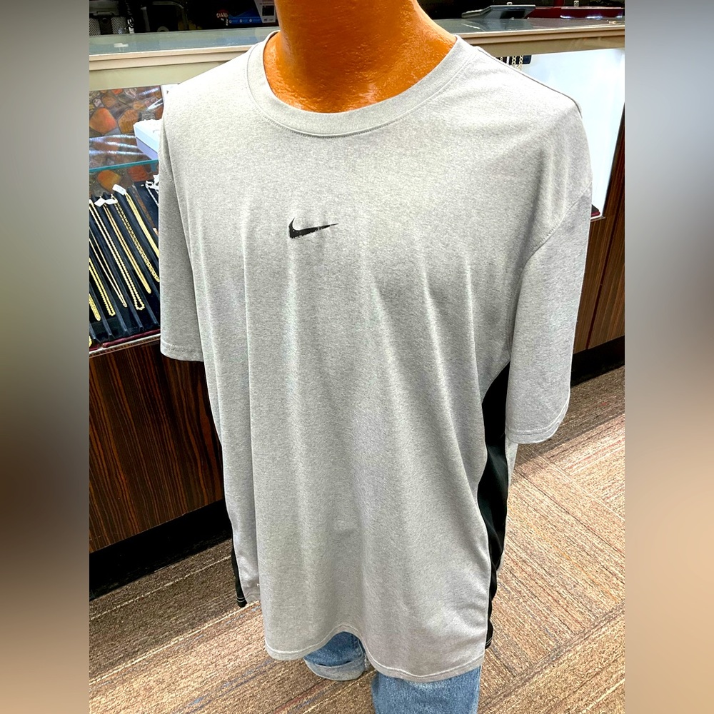 Nike Performance Shirt